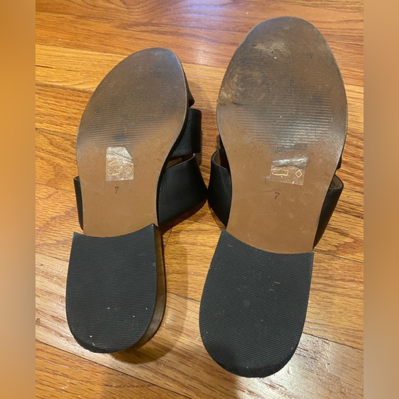 Madewell Fisherman Mules- size 7 - Picture 6 of 6